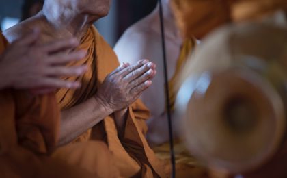 Enterrement bouddhiste : comment ça se passe ?