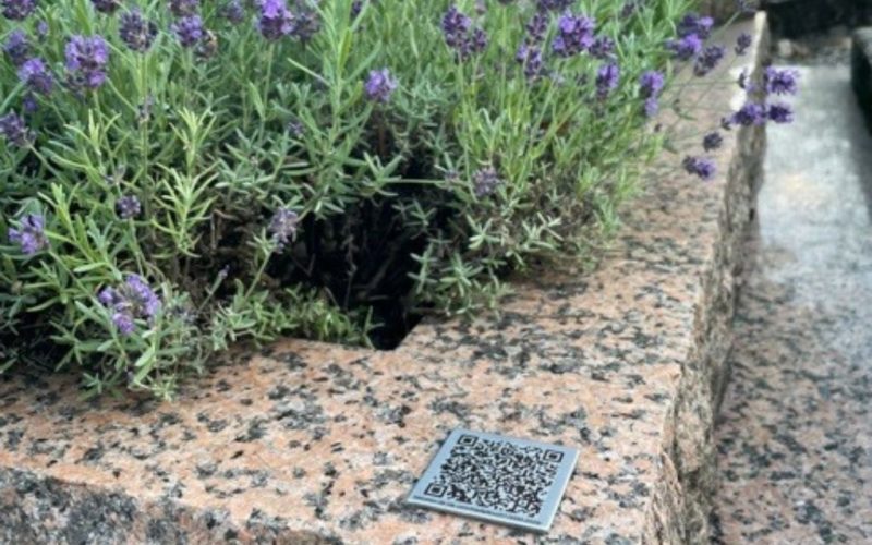 Histoires de vie qr code funeraire