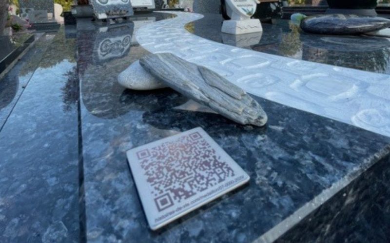 Qr code tombe Histoires de vie