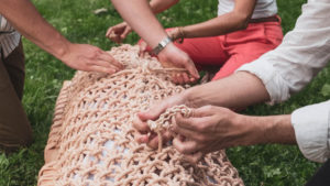 cercueil-macrame-tissage-leaves-with-you