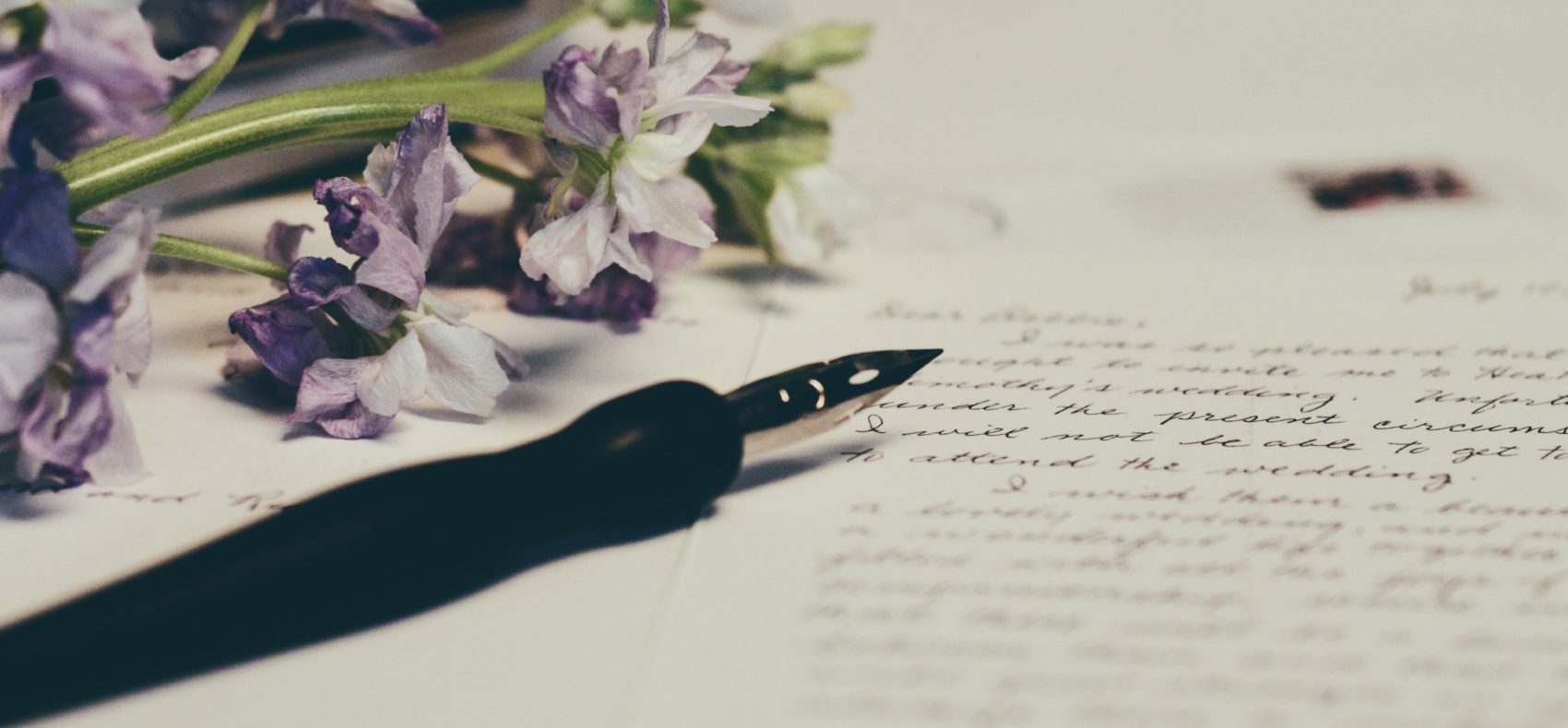 Message de condoléances à écrire pour accompagner des fleurs d'enterrement