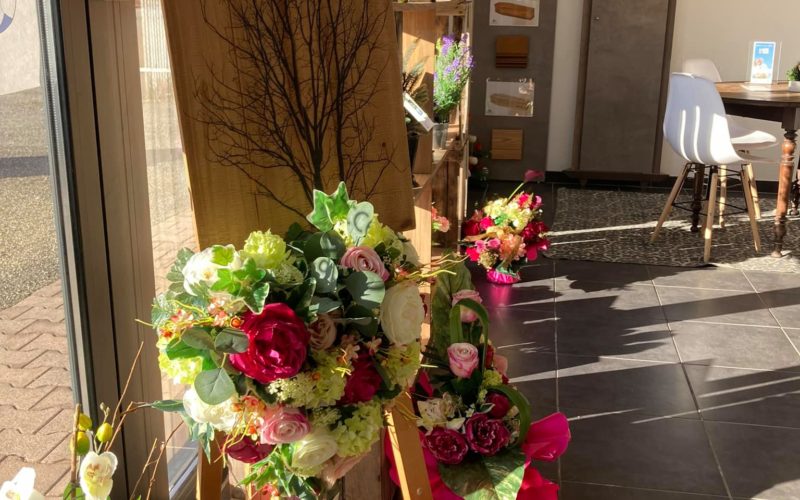 Pompes Funèbres De L'Autre Côté Fleurs