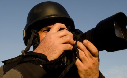 Photojournaliste de guerre, Eric Bouvet a frôlé la mort de nombreuses fois