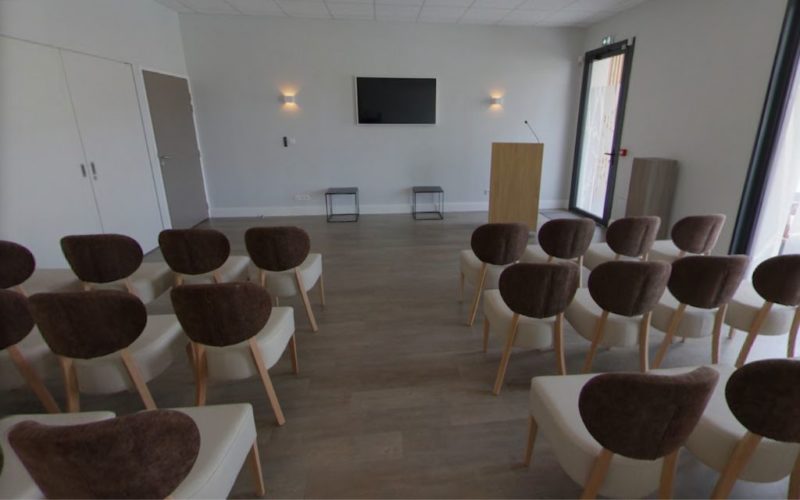 Cérémonie Enterrement Mehun sur Yevre