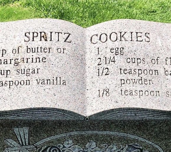 Recettes de pritz et cookies sur une pierre tombale