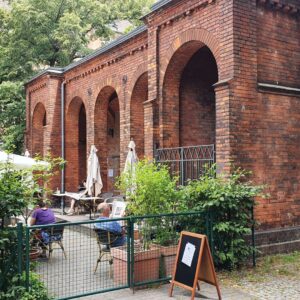 Café-restaurant dans un ancien cimetière à Berlin